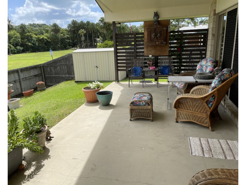 2/11 Collins Court, Eimeo QLD 4740