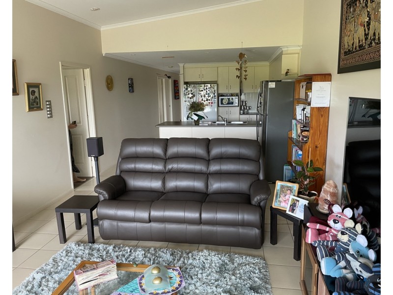 2/11 Collins Court, Eimeo QLD 4740
