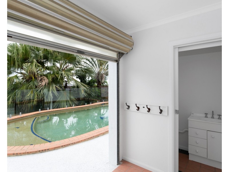 6 Jade Court, Glenella QLD 4740