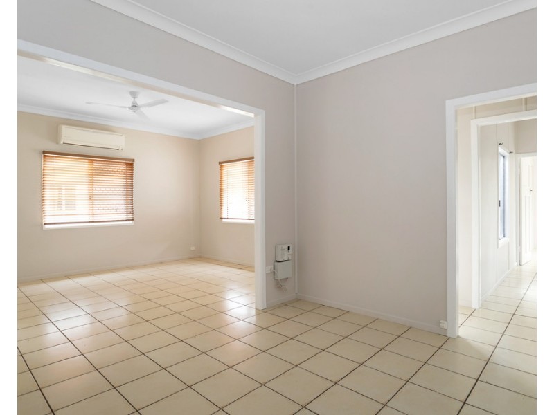 24 Adrian Street, West Mackay QLD 4740