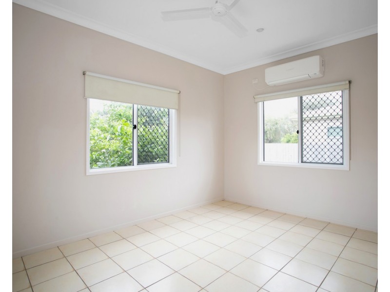 24 Adrian Street, West Mackay QLD 4740