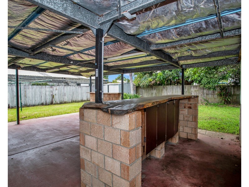 24 Adrian Street, West Mackay QLD 4740