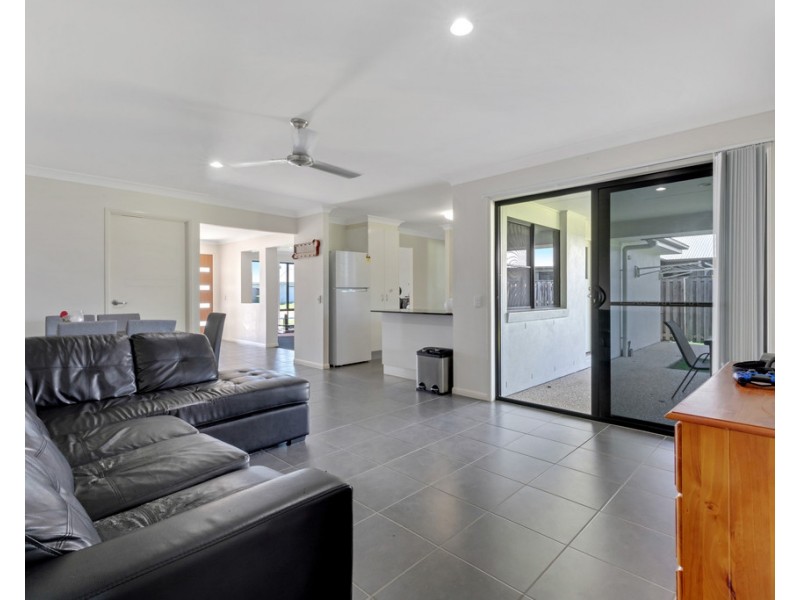 45 Galleon Circuit, Bucasia QLD 4750