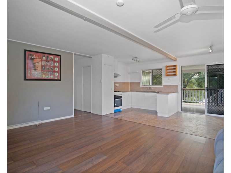 8 Pugsley Street, Walkerston QLD 4751
