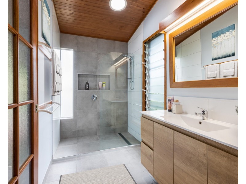 19 Mowlam Street, Eimeo QLD 4740