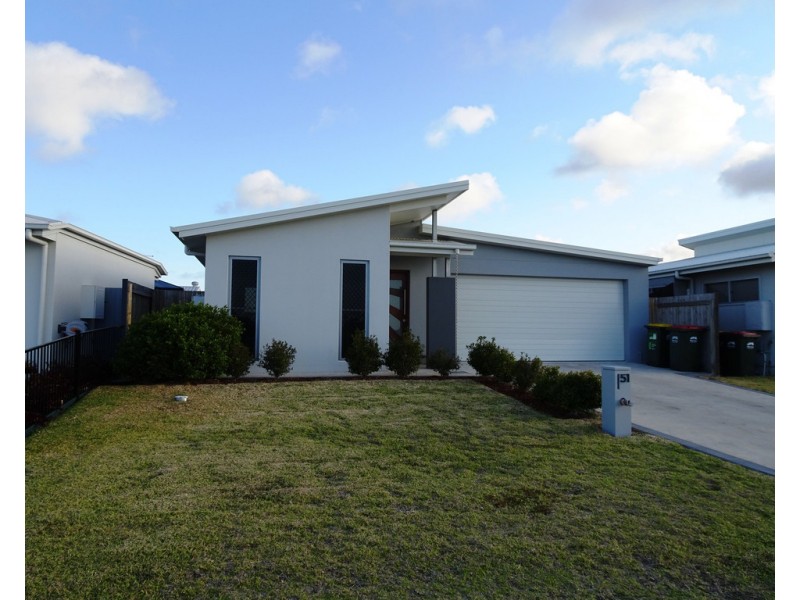 51 Primavera Blvd, Beaconsfield QLD 4740