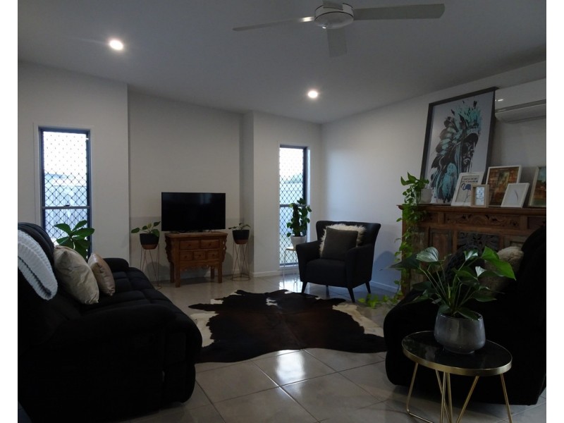 51 Primavera Blvd, Beaconsfield QLD 4740