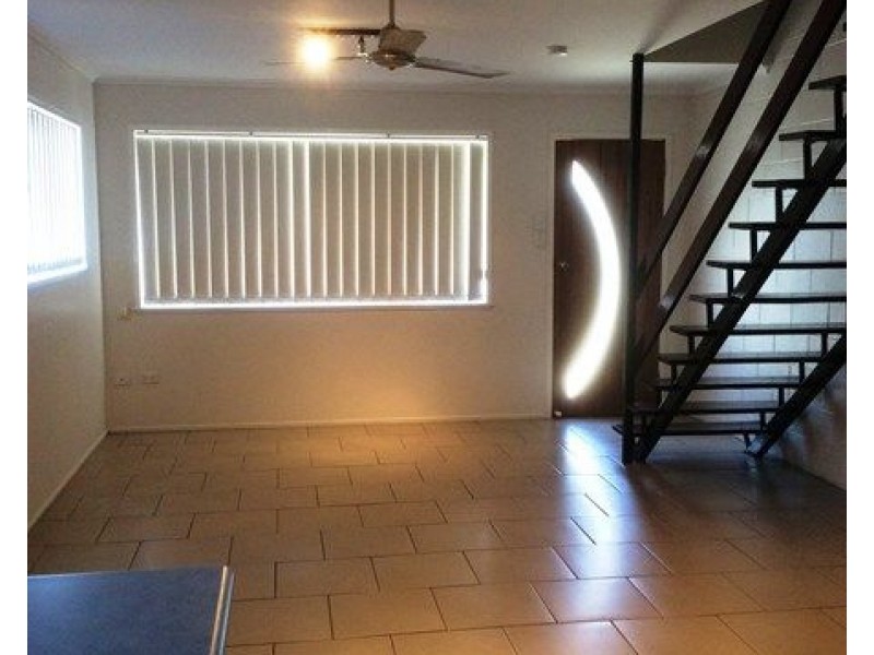 4/6 Byron Street, Mackay QLD 4740
