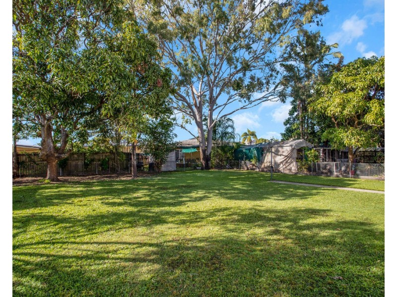 8 Robinson Street, North Mackay QLD 4740