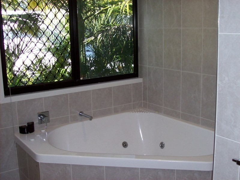 37 Slade Esplanade, Slade Point QLD 4740