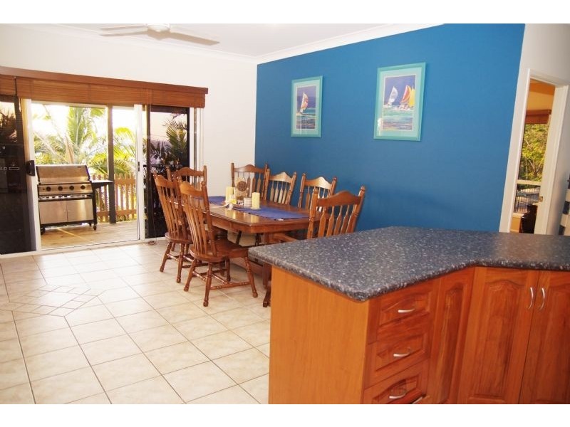 10 Hawk Street, Slade Point QLD 4740