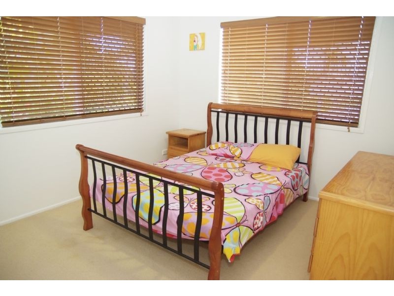10 Hawk Street, Slade Point QLD 4740