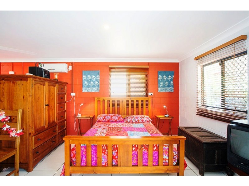 20 Paton Terrace, Slade Point QLD 4740