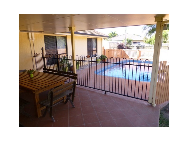 42 Kidston Ave, Rural View QLD 4740