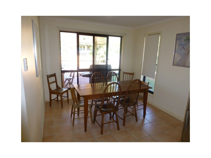 42 Kidston Ave, Rural View QLD 4740