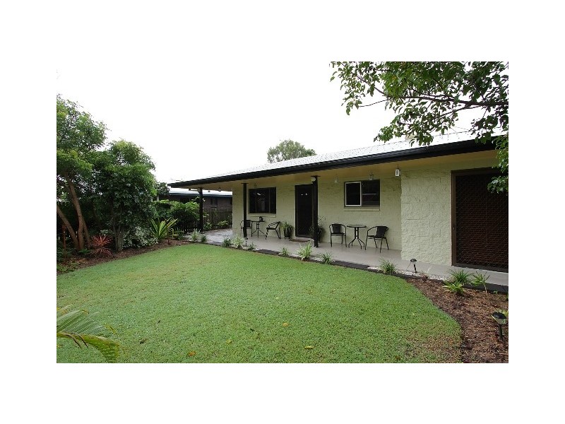 9 Blacksmith Street, Slade Point QLD 4740