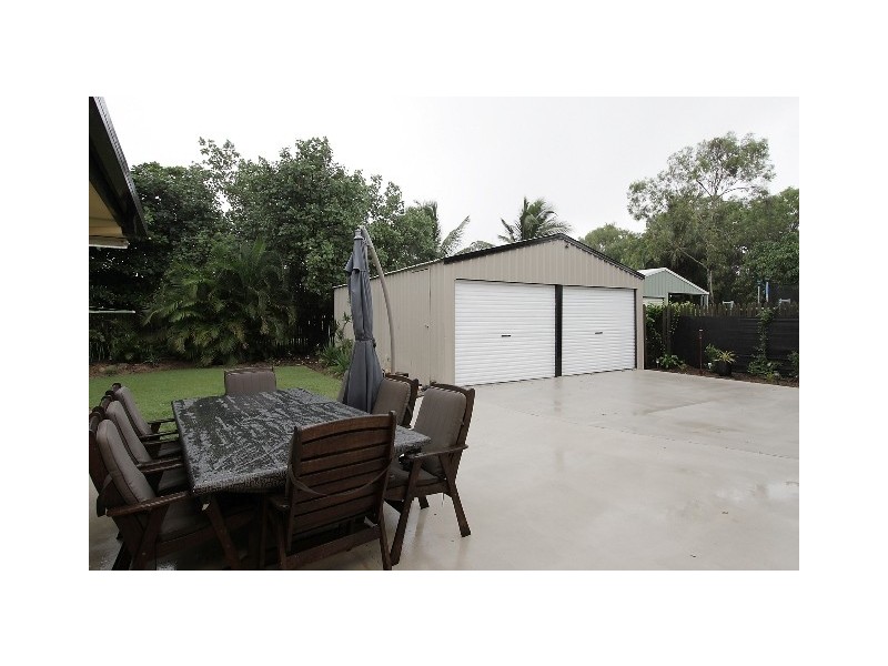 9 Blacksmith Street, Slade Point QLD 4740