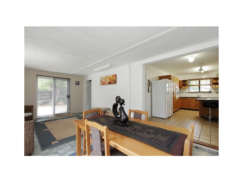 9 Blacksmith Street, Slade Point QLD 4740