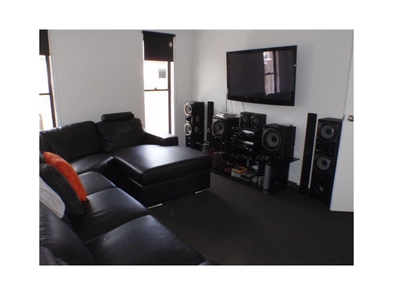 14 Elizabeth St, Mirani QLD 4754