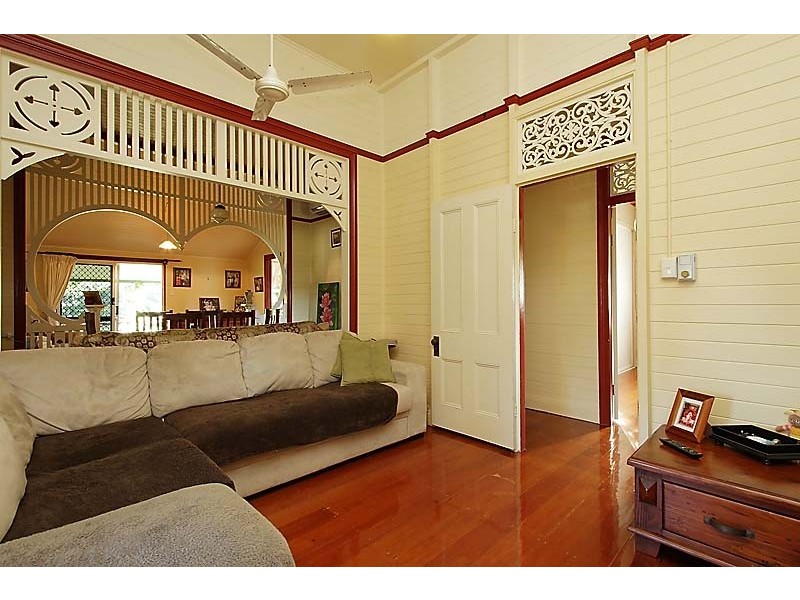 11 Park Street, East Mackay QLD 4740