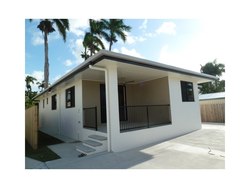 Unit 4, 21 McColl Street, Walkerston QLD 4751
