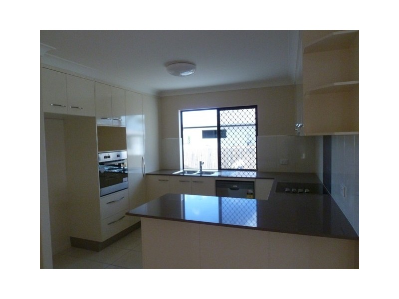 Unit 4, 21 McColl Street, Walkerston QLD 4751