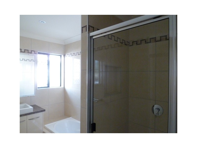 Unit 4, 21 McColl Street, Walkerston QLD 4751