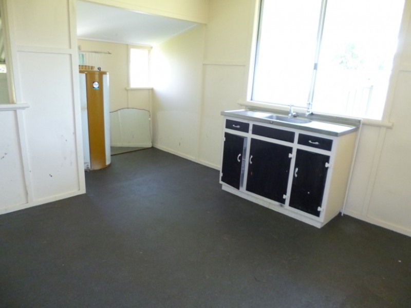 34 Graffunder Street, South Mackay QLD 4740