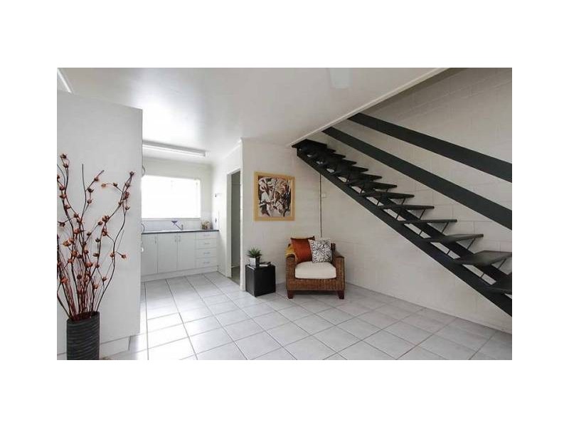 8/5 Romeo Street, Mackay QLD 4740