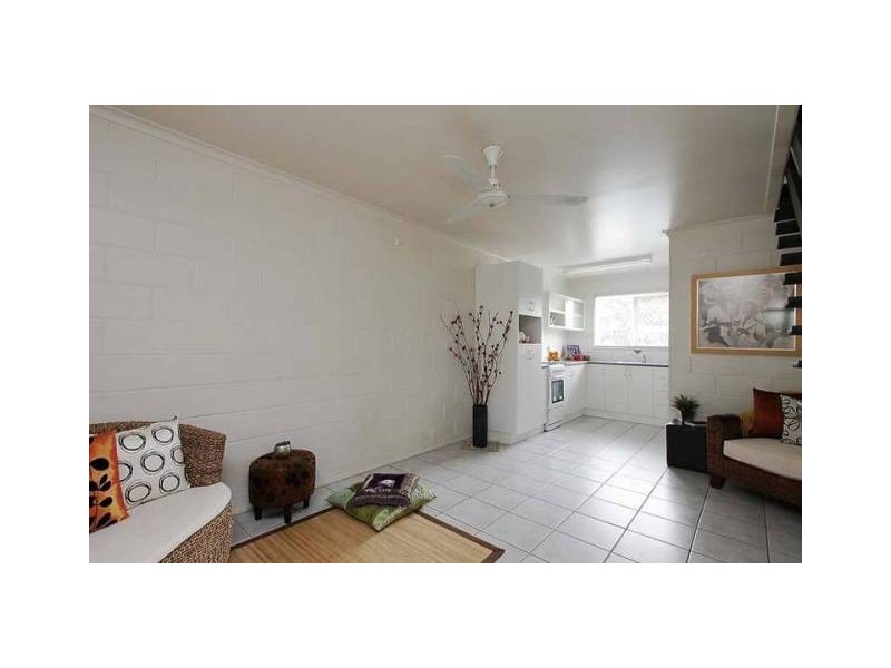8/5 Romeo Street, Mackay QLD 4740