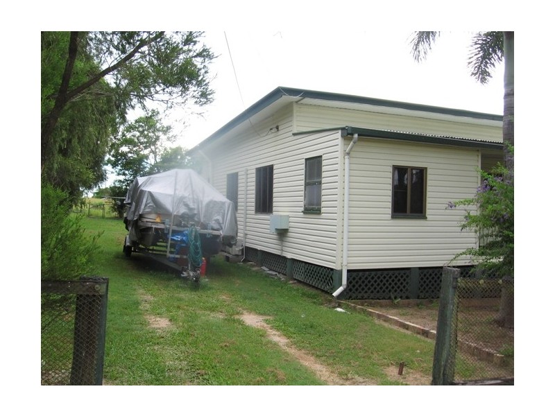 33 Barrier Street, Eton QLD 4741