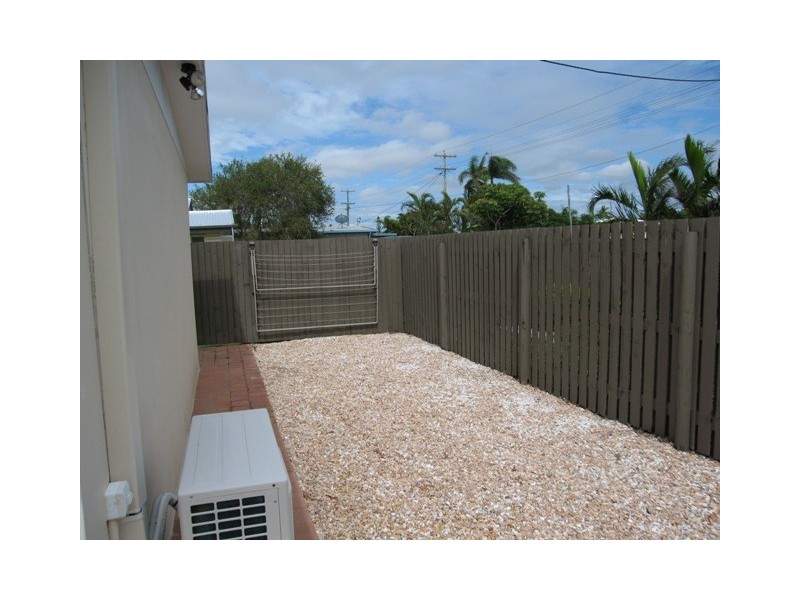 1/34 Canberra Street, North Mackay QLD 4740