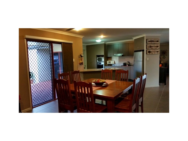 3 Victor Avenue, Glenella QLD 4740