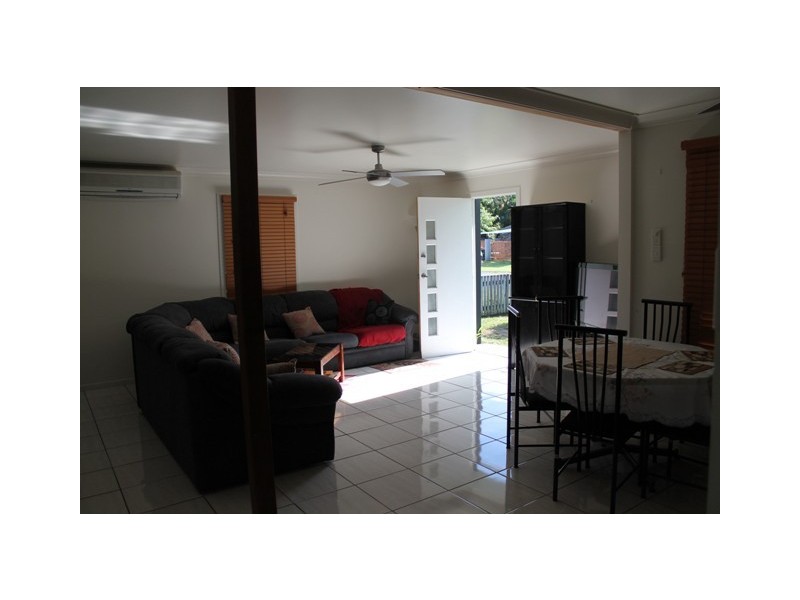 8 Cavanagh Drive, Blacks Beach QLD 4740