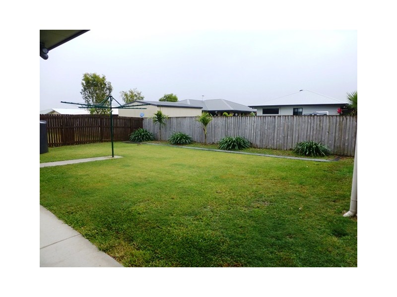 16 Elizabeth Street, Mirani QLD 4754