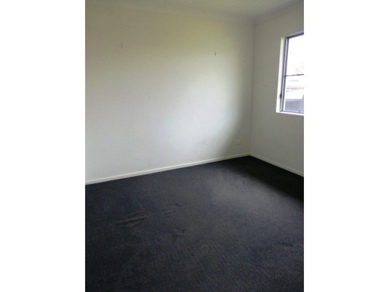 16 Elizabeth Street, Mirani QLD 4754