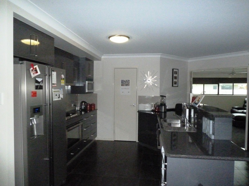 21 Firefly Crescent, Ooralea QLD 4740