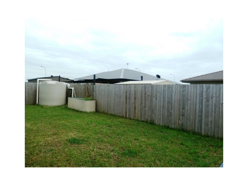 21 Firefly Crescent, Ooralea QLD 4740
