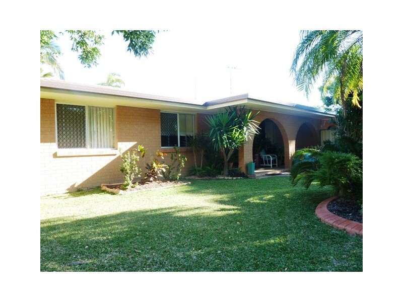 31 Yaralla Ave, East Mackay QLD 4740