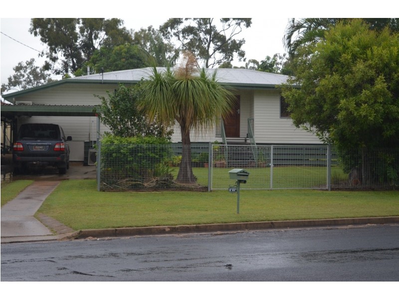 1 Flinders Drive, Moranbah QLD 4744