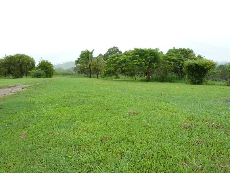 48 Venton Road, Sarina QLD 4737