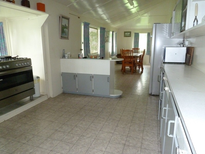 48 Venton Road, Sarina QLD 4737