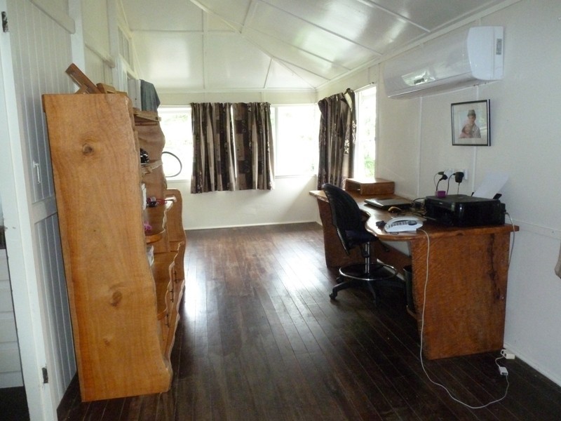 48 Venton Road, Sarina QLD 4737