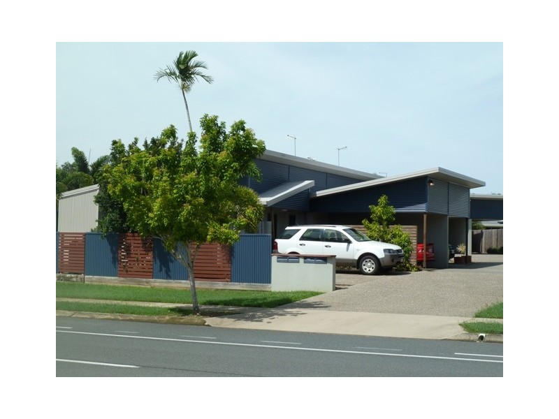 2/36 Slater Avenue, Blacks Beach QLD 4740