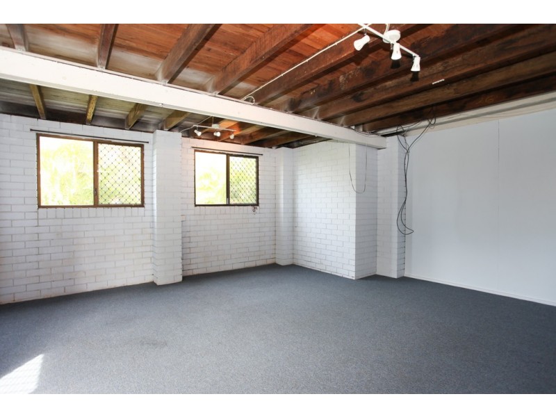 10 Chauvel Street, South Mackay QLD 4740