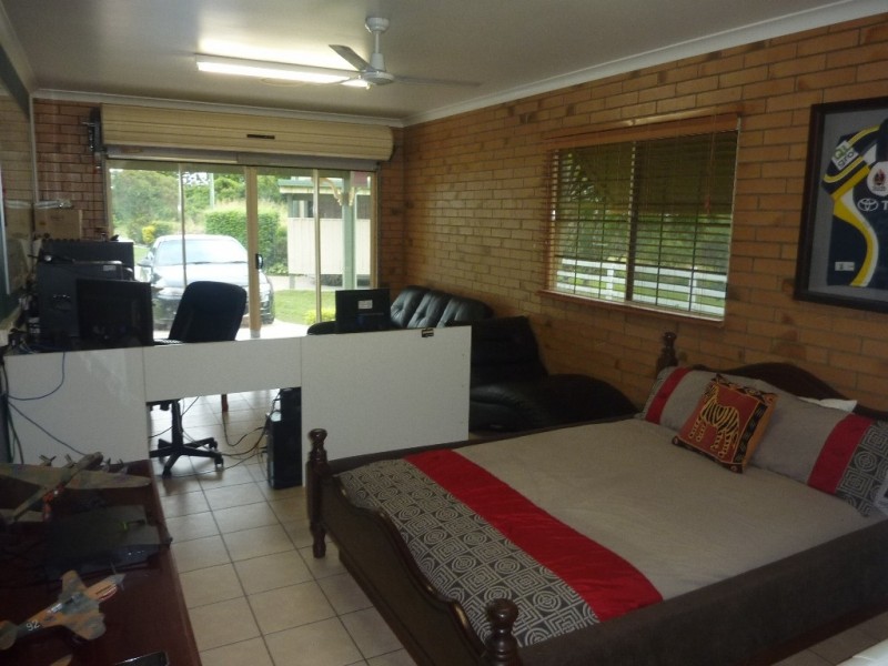 6 Palm Ridge Drive, Glenella QLD 4740