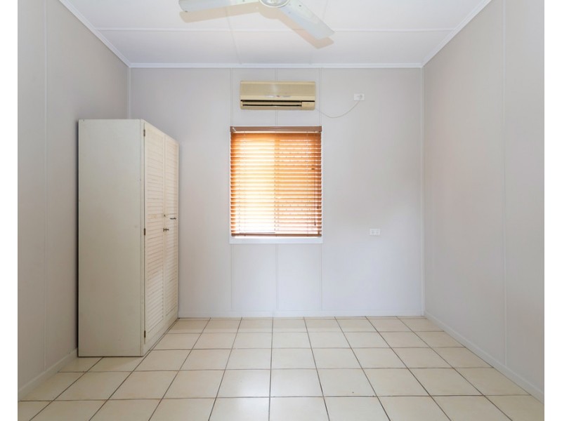 24 Adrian Street, West Mackay QLD 4740