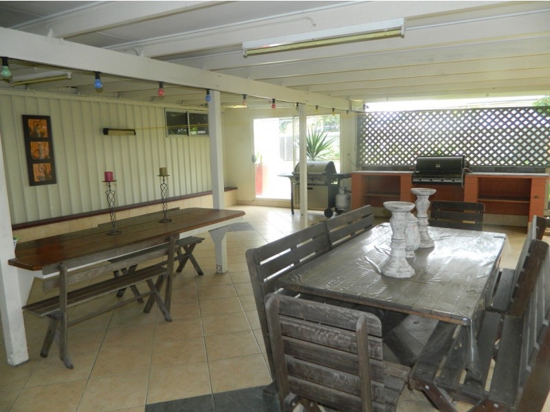 17 Valley Street, North Mackay QLD 4740