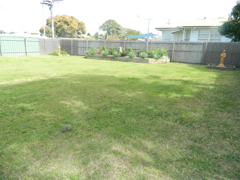 17 Valley Street, North Mackay QLD 4740