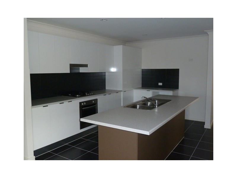 15 Dobinson Street, Bucasia QLD 4750